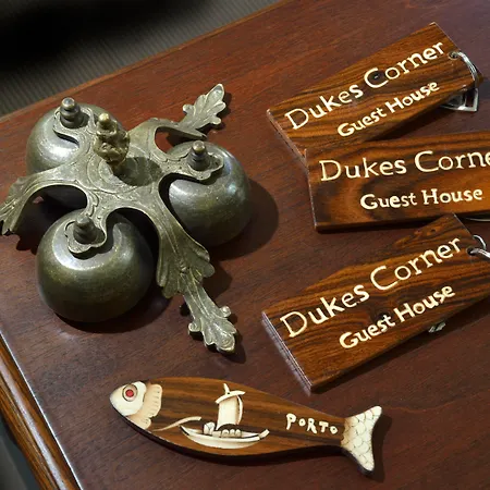 Dukes Corner Konukevi